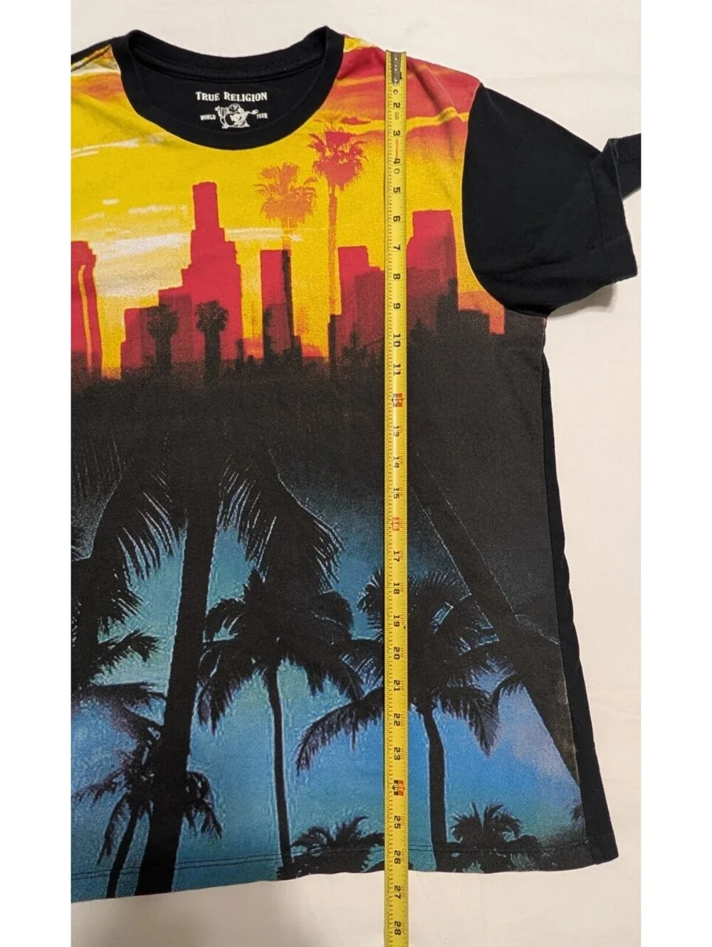 True Religion Men's Sunset City Buddha Tee Print Graphic Shirt Black S